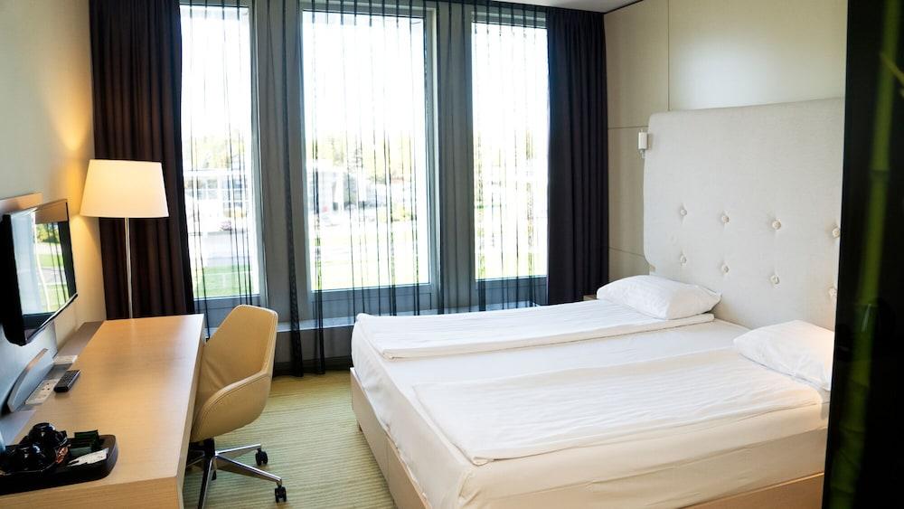 Sound Garden Hotel Airport Varšava Exteriér fotografie
