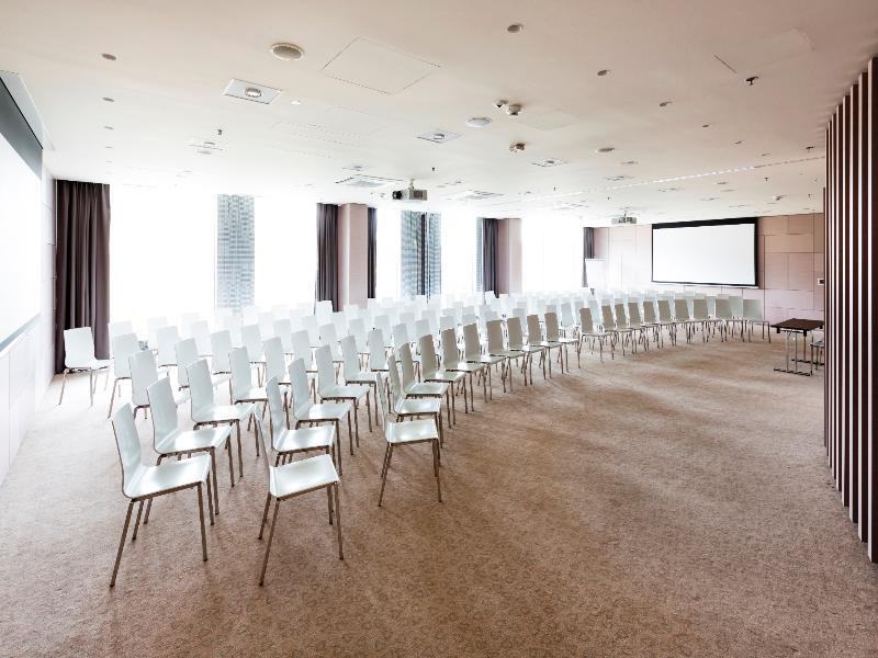 Sound Garden Hotel Airport Varšava Exteriér fotografie