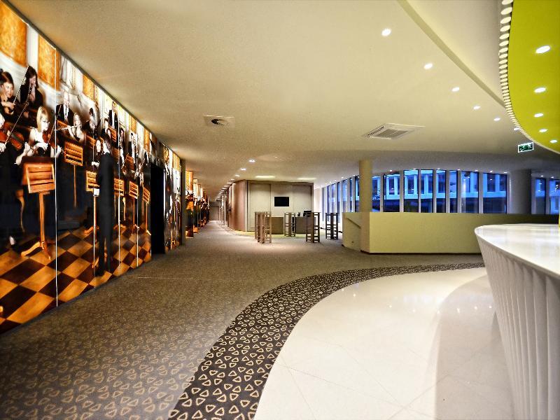 Sound Garden Hotel Airport Varšava Exteriér fotografie